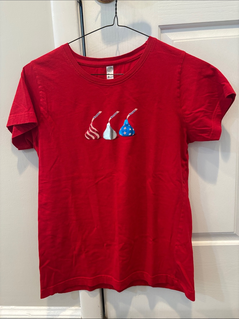 Women's Short-Sleeve Red Tee with Decorative Hershey’s kisses
